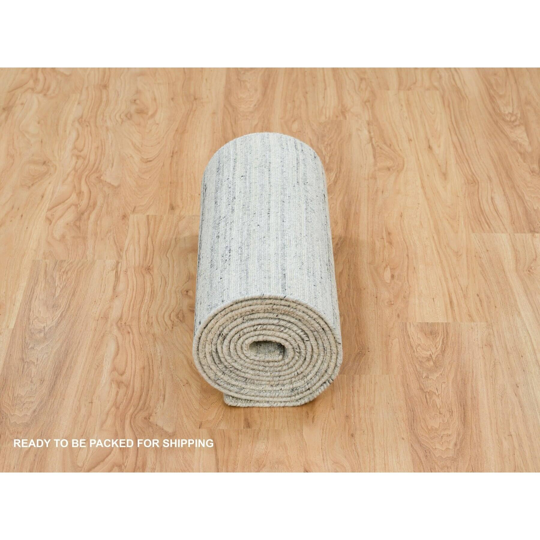 Shahbanu Rugs Ash Gray Wool Modern Striae Design Tone on tone Soft and